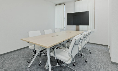 AlbaLink立川支店の受付・オフィス内観の様子